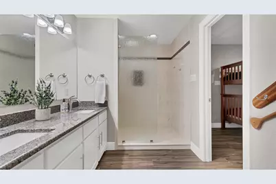 450 Pecan Creek Drive, Horseshoe Bay, TX 78657 - Photo 27