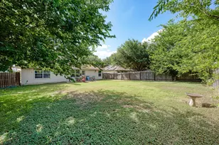 104 Edison Dr, Hutto, TX 78634 - Photo 29