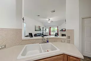 104 Edison Dr, Hutto, TX 78634 - Photo 13
