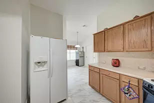 104 Edison Dr, Hutto, TX 78634 - Photo 15
