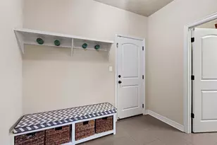 205 Quarry Lake Estate, Liberty Hill, TX 78642 - Photo 23