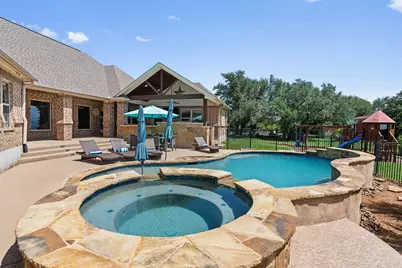 205 Quarry Lake Estate, Liberty Hill, TX 78642 - Photo 23