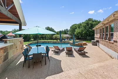 205 Quarry Lake Estate, Liberty Hill, TX 78642 - Photo 25