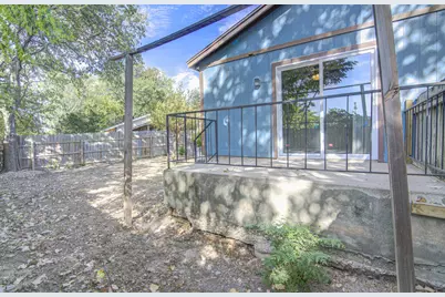 1807 Briar Hill Drive #B, Austin, TX 78741 - Photo 23