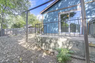 1807 Briar Hill Dr, Austin, TX 78741 - Photo 23