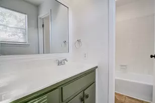 1807 Briar Hill Dr, Austin, TX 78741 - Photo 19