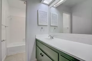 1807 Briar Hill Dr, Austin, TX 78741 - Photo 13