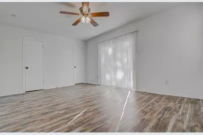 1807 Briar Hill Drive #B, Austin, TX 78741 - Photo 17