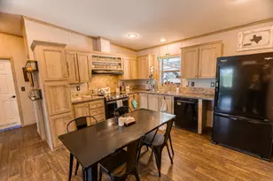 1925 Cripple Creek Stage Rd, Dripping Springs, TX 78620 - Photo 7