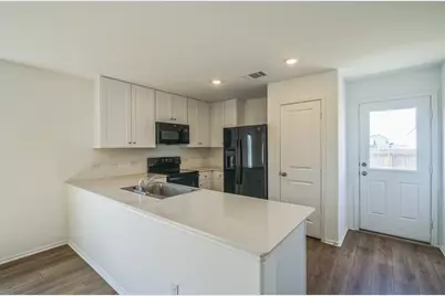 505 Sergeant Murphy Road, Jarrell, TX 76537 - Photo 7