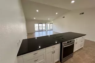 100 Bay Point Dr, Horseshoe Bay, TX 78657 - Photo 3