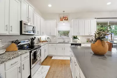 103 Kings Way, Horseshoe Bay, TX 78657 - Photo 5