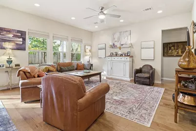 103 Kings Way, Horseshoe Bay, TX 78657 - Photo 9