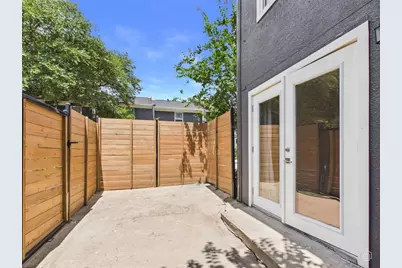 6211 Manor Road #107, Austin, TX 78723 - Photo 21