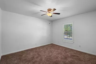 6211 Manor Road #107, Austin, TX 78723 - Photo 11