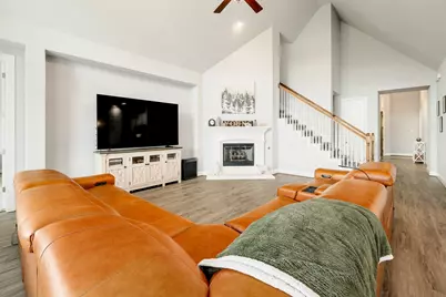 812 Anahuac Drive, Leander, TX 78641 - Photo 3