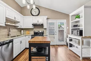 1015 Yager Ln, Austin, TX 78753 - Photo 11