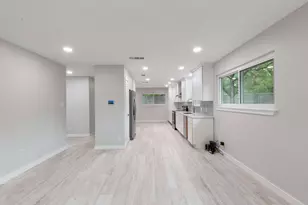 11508 Bell Ave, Austin, TX 78759 - Photo 9