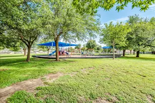 100 Easy St, Hutto, TX 78634 - Photo 29