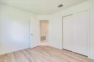 100 Easy St, Hutto, TX 78634 - Photo 19
