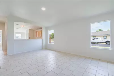 100 Easy Street, Hutto, TX 78634 - Photo 11
