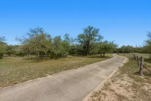 600 Misti Ln, Driftwood, TX 78619 - Photo 17