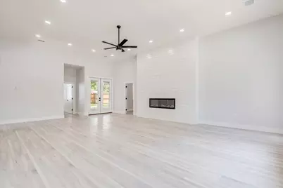 1215 Howard Street, Taylor, TX 76574 - Photo 5