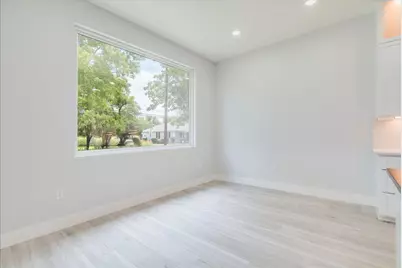 1215 Howard Street, Taylor, TX 76574 - Photo 11