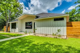 1215 Howard St, Taylor, TX 76574 - Photo 37