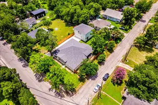 1215 Howard St, Taylor, TX 76574 - Photo 35