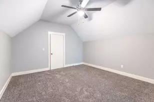 1051 Trailhead Cir, Dripping Springs, TX 78620 - Photo 25