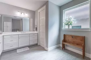 1051 Trailhead Cir, Dripping Springs, TX 78620 - Photo 17