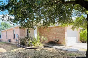 1901 Golden Sunrise Ln NW, Pflugerville, TX 78660 - Photo 3