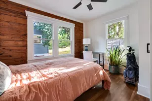 2010 Poquito St, Austin, TX 78722 - Photo 15