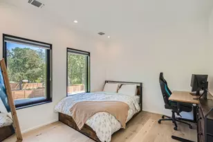 7525 Delafield Ln, Austin, TX 78752 - Photo 25