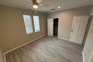 2529 Rio Grande St, Austin, TX 78705 - Photo 5