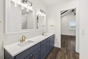 121 Feather Way, Fredericksburg, TX 78624 - Photo 7