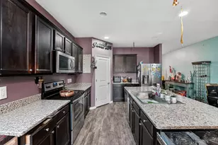 14017 Sherri Berry Wy, Manor, TX 78653 - Photo 5