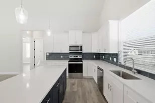 193 Waikakaaua Dr, Bastrop, TX 78602 - Photo 7