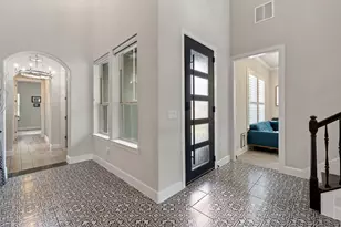 206 Majestic Arroyo Way, Lakeway, TX 78738 - Photo 11