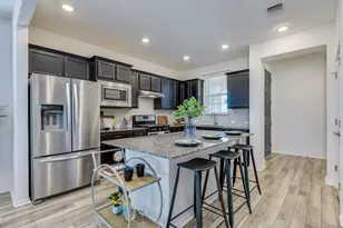 911 Saratoga Ln, Georgetown, TX 78633 - Photo 3