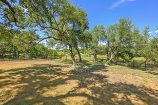 1273 Ranchers Club Ln, Driftwood, TX 78619 - Photo 31