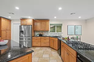 1904 Oakridge Dr, Round Rock, TX 78681 - Photo 9