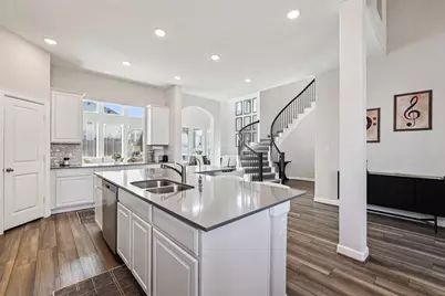 207 Wild Pecan Loop, Buda, TX 78610 - Photo 5