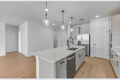 16800 Catemaco Walk, Manor, TX 78653 - Photo 7