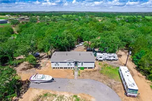 1686 FM2104, Paige, TX 78659 - Photo 1