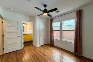 1211 E 2nd St, Austin, TX 78702 - Photo 15