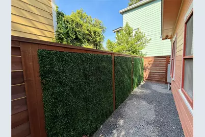 1211 E 2nd Street #A, Austin, TX 78702 - Photo 33
