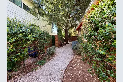 1211 E 2nd Street #A, Austin, TX 78702 - Photo 39