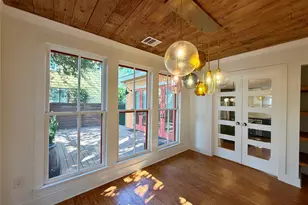 1211 E 2nd St, Austin, TX 78702 - Photo 5